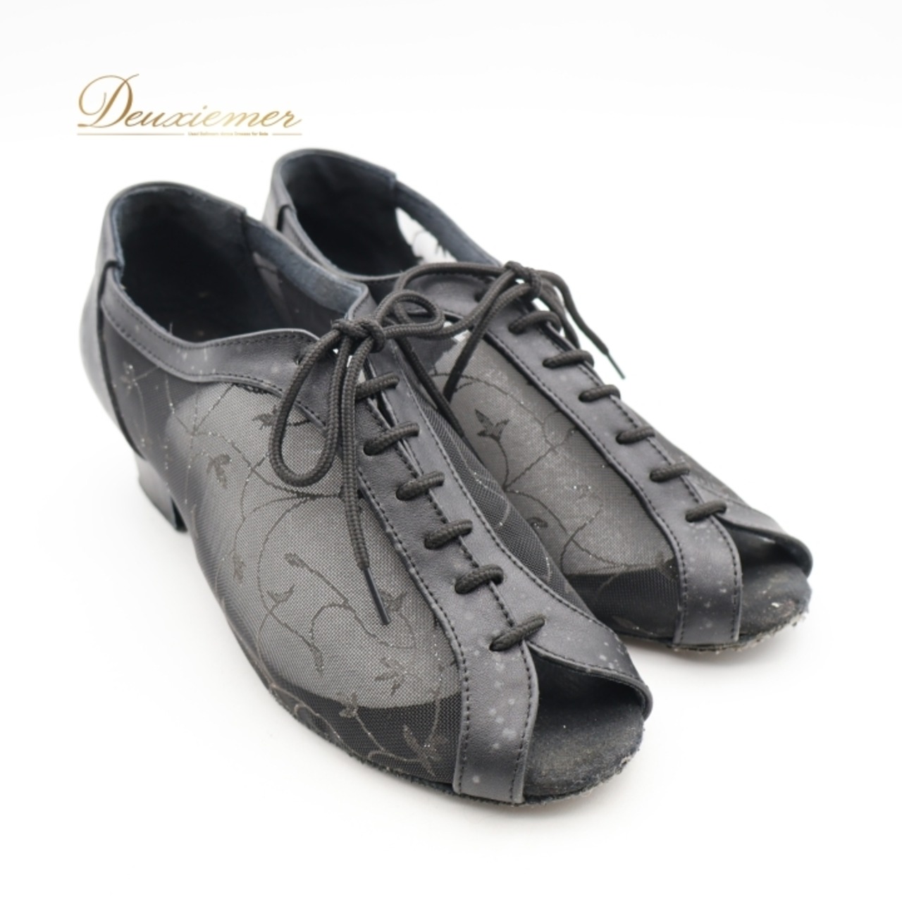 社交ダンス 衣装 シューズ ブラック系 23.5cm 靴 くつ ヒール 黒 オープントゥ メッシュ リボン ダンス衣装 上品 かわいい イベント ステージ パーティー 練習 レッスン キラキラ オールブラック