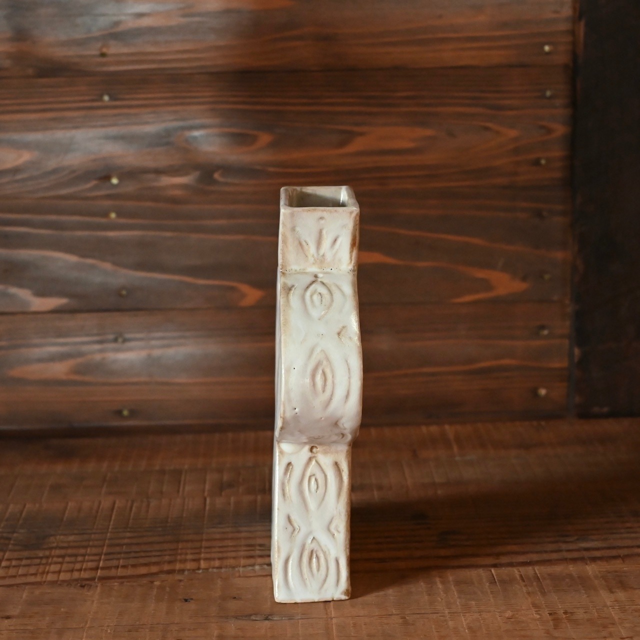 OluNoA / フラワーベース〈 花瓶・花器・一輪挿し・陶器・インテリア・置物 〉