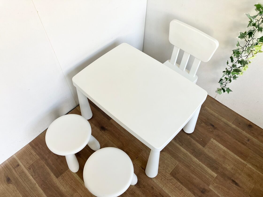IKEA キッズテーブル 4点セット | PAY ID