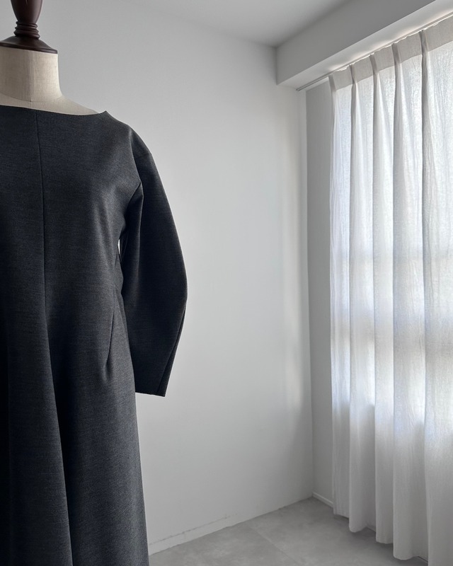 JIL SANDER　ROUNDED SLEEVE WOOL JERSEY DRESS