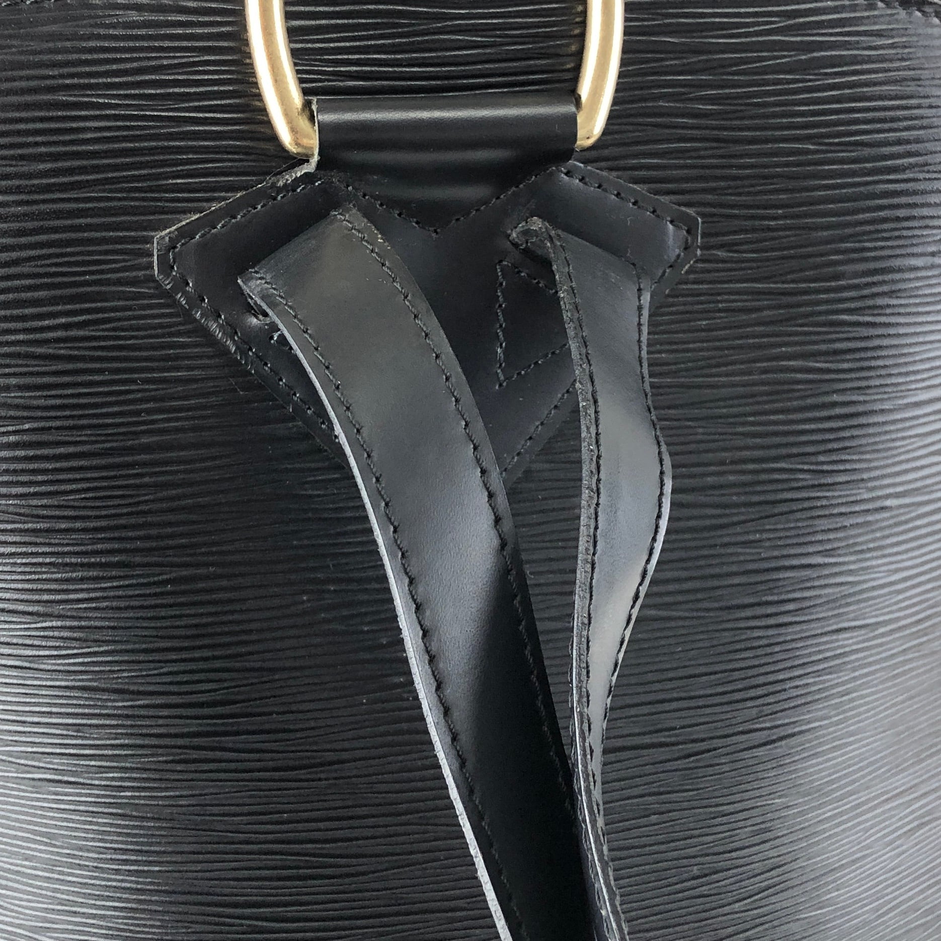 LOUIS VUITTON ルイヴィトン エピ バックパック ブラック レザー