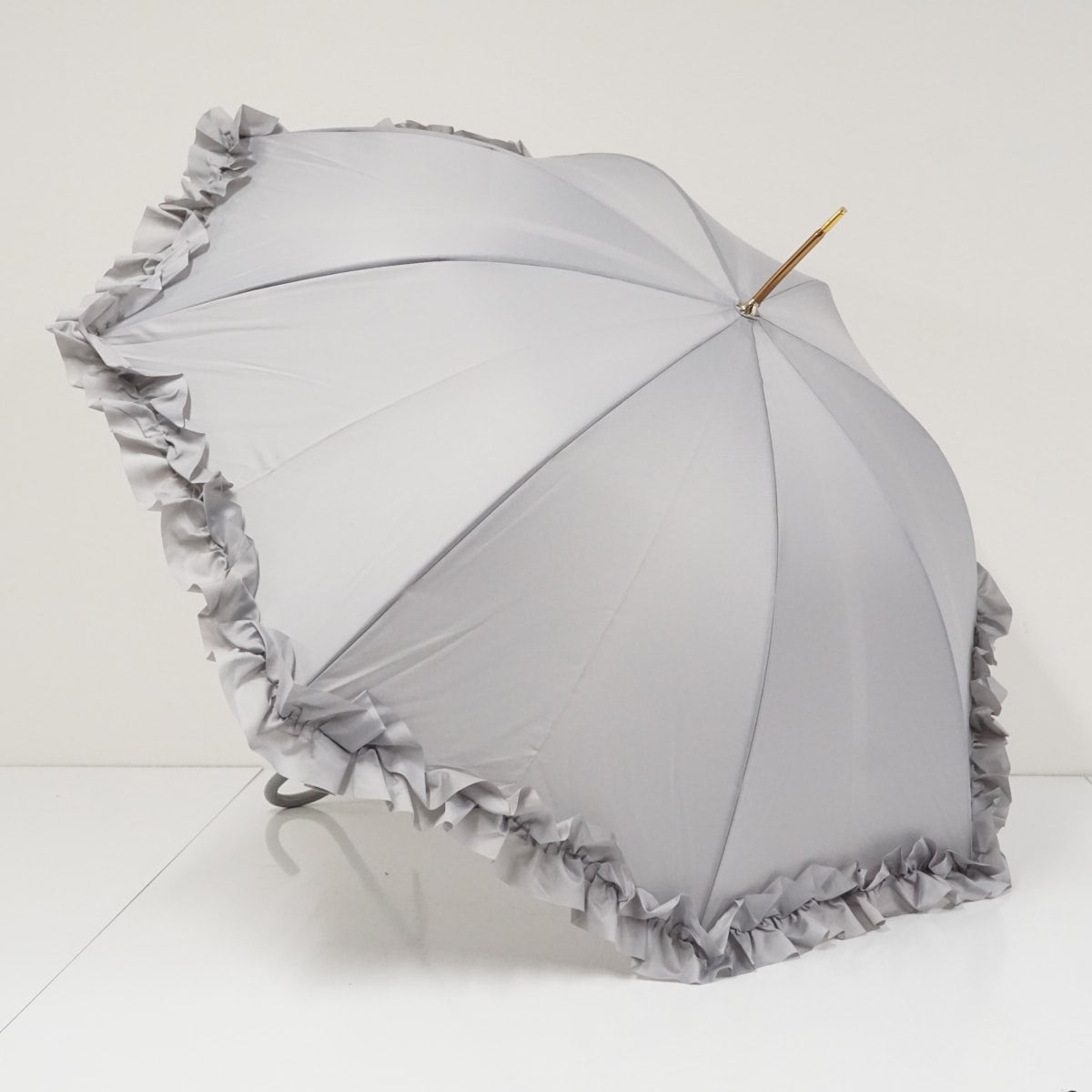 【美品】FOX UMBRELLAS フリル　傘　ホワイト 傘 FOX UMBRELLAS フォックス アンブレラズ USED品 細巻 ワンギー