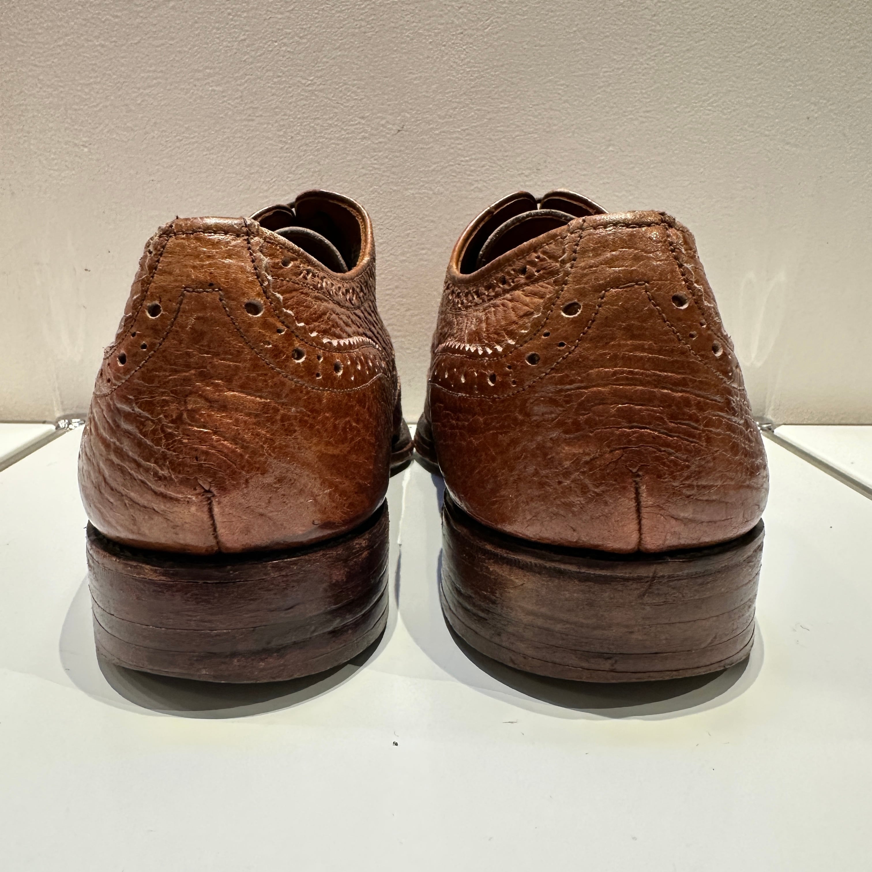1970's Tricker's WING-TIP LEATHER SHOES | safarionline
