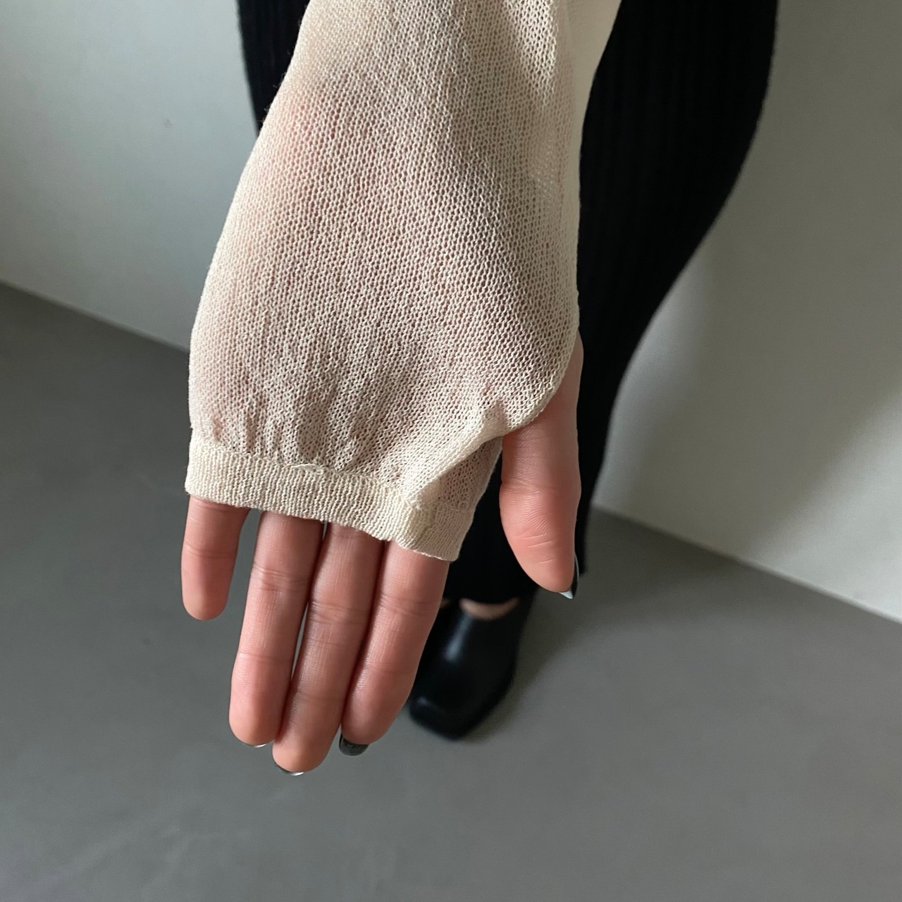 sheer arm cover/ivory