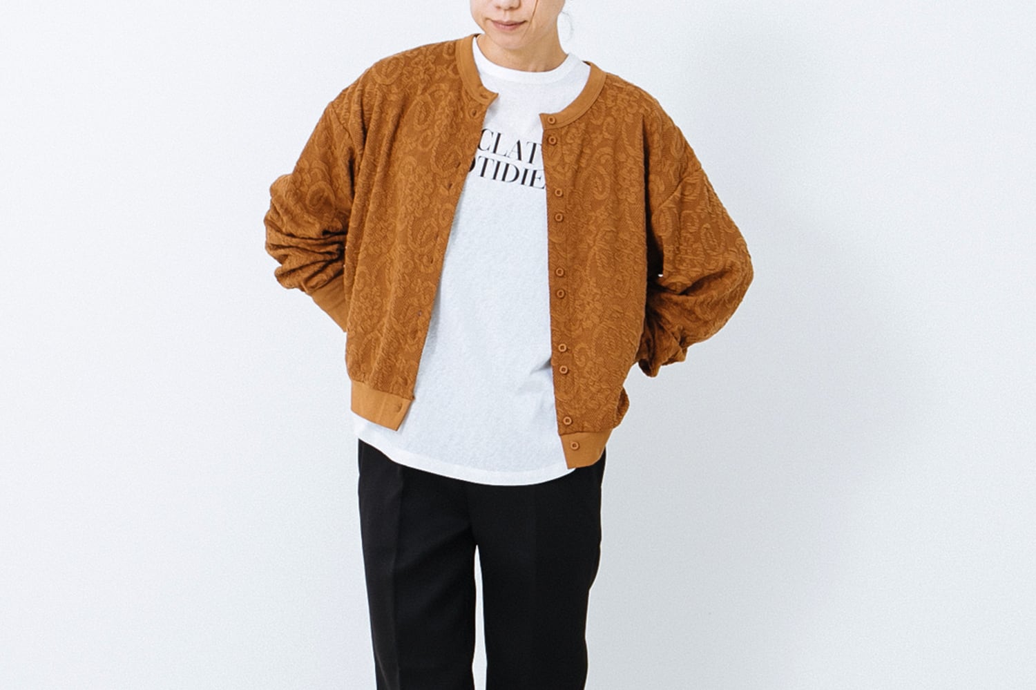 MOTIF JACQUARD CUT SEW CREW NECK CARDIGAN : モチーフ ジャガード カットソー クルーネックカーディガン