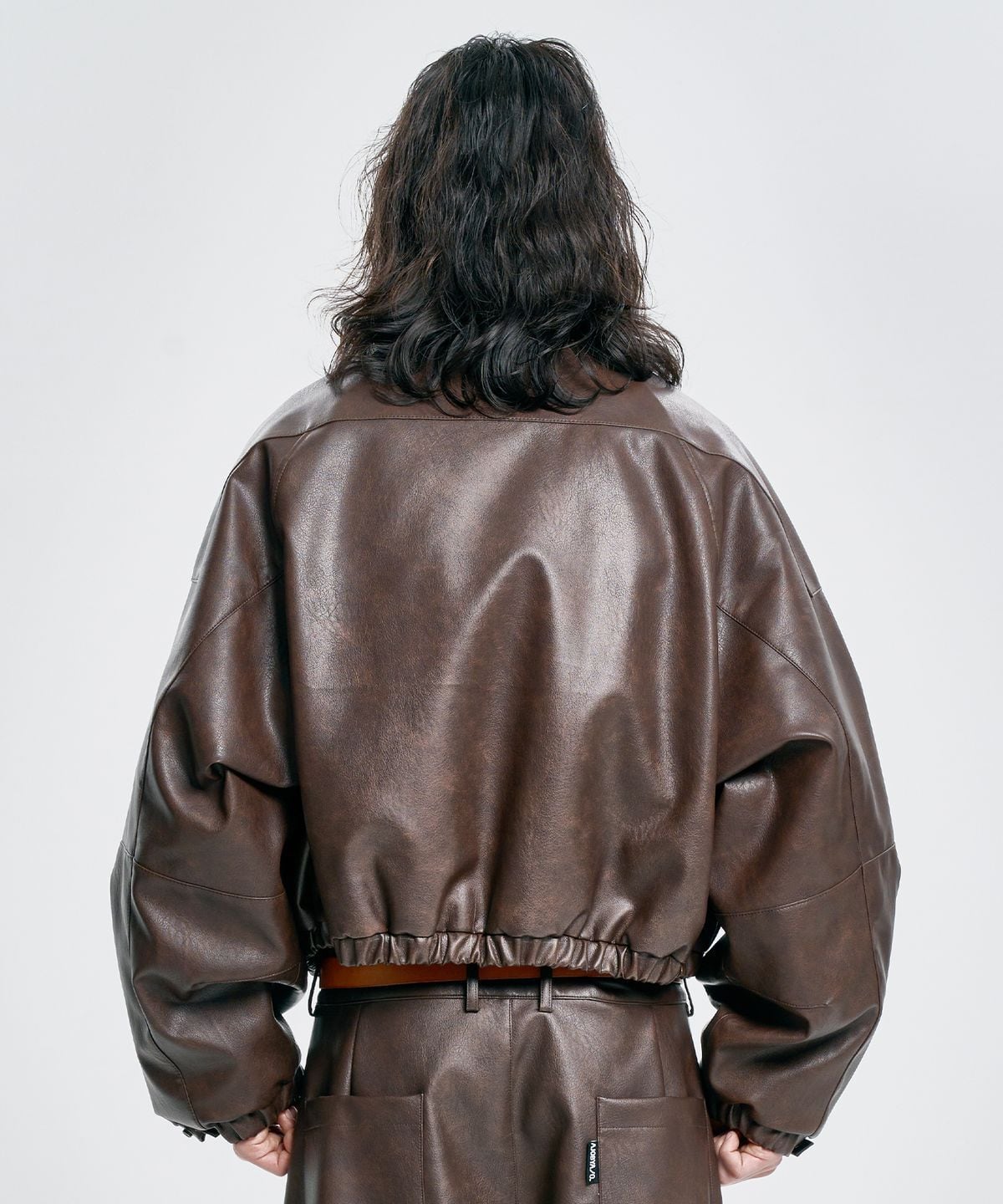 ☆BOYNEXTDOOR イハン 着用！！【AJOBYAJO】Vegan Leather Short