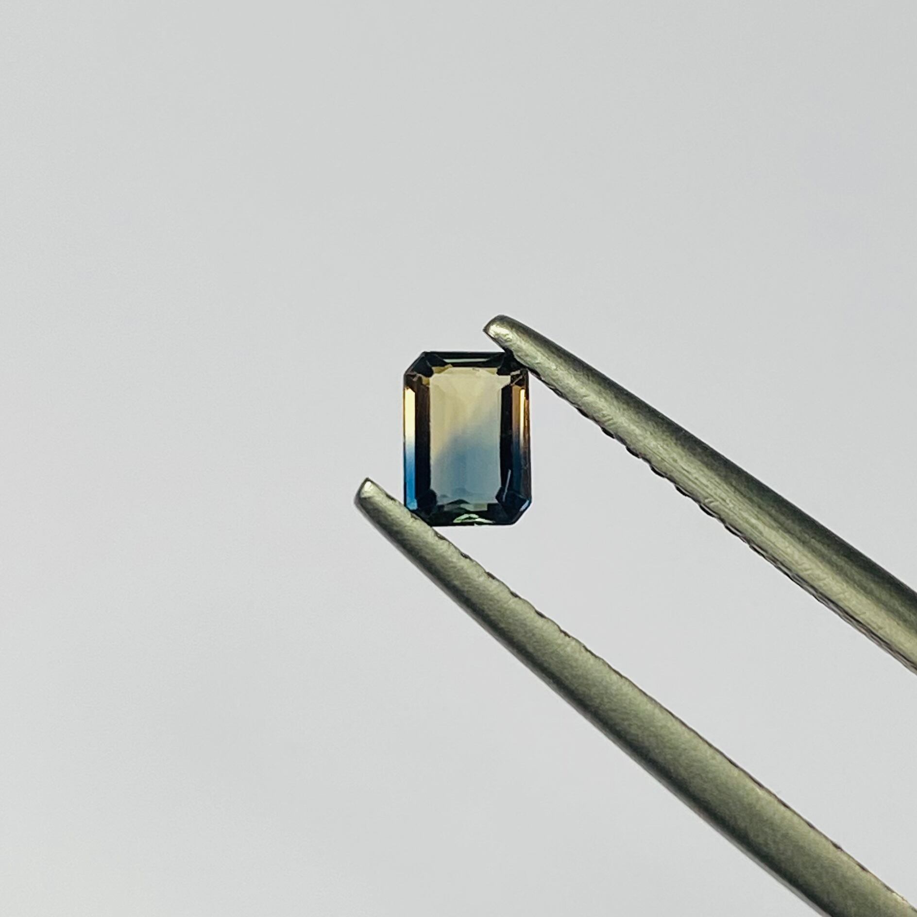 山と夕焼けサファイア