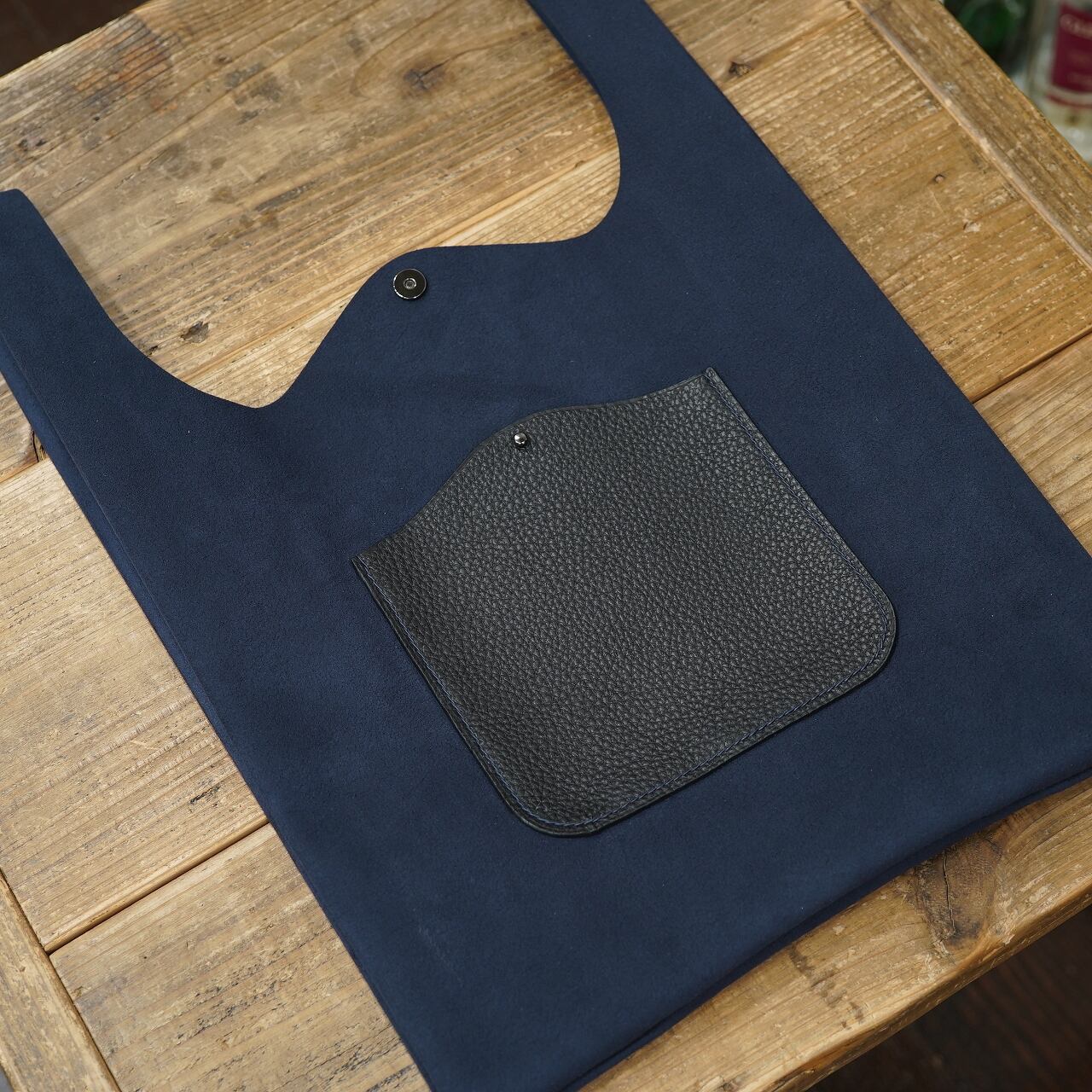 Maison d' Artisan マルシェバッグ ウルトラスエード ネイビー
