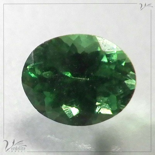 グリーン・ガーネット　0.45ct　Z535