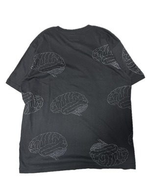 現品限りセール品　総柄Tシャツ