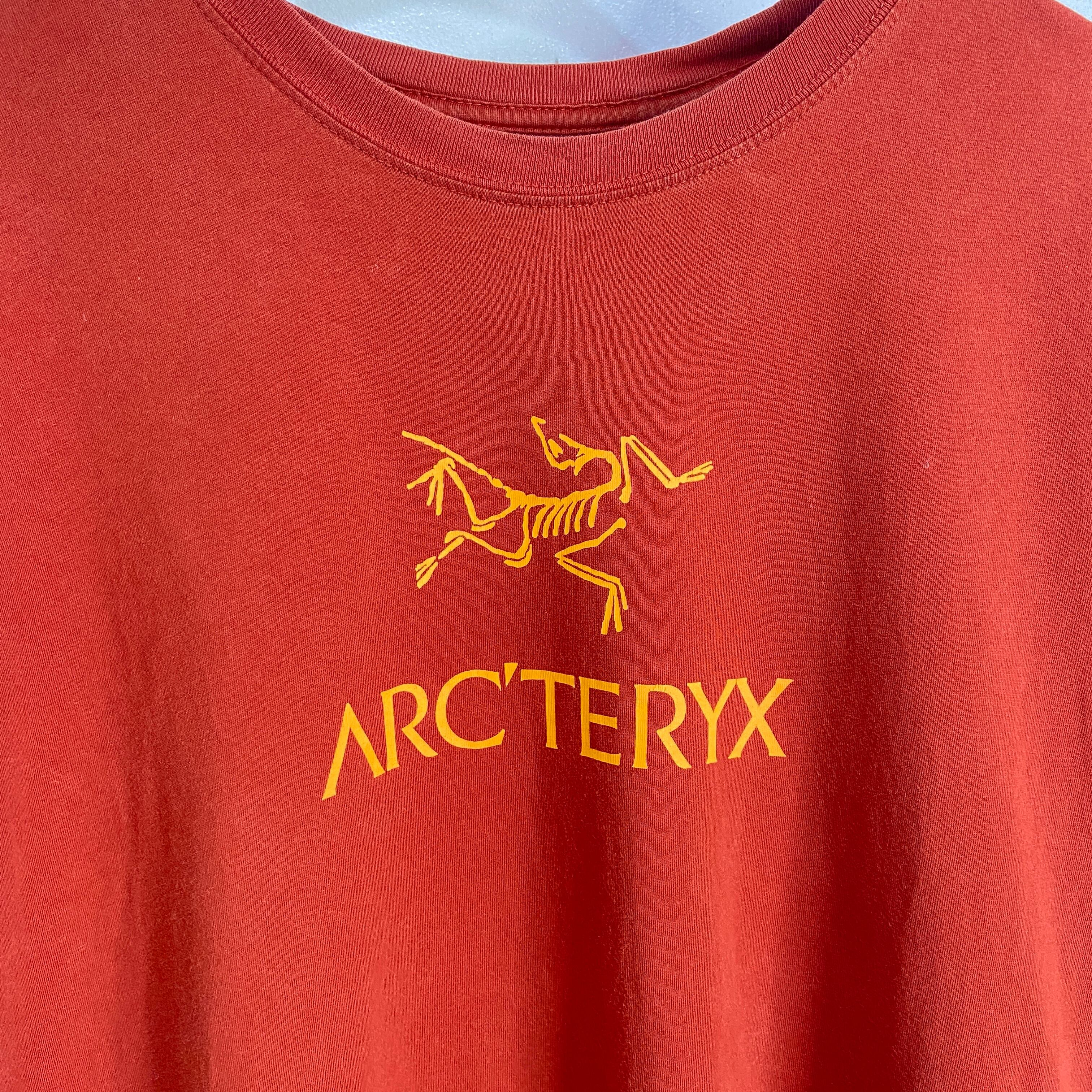 ARC'TERYX アークテリクス プリントロゴTシャツ 始祖鳥 レンガ色 L