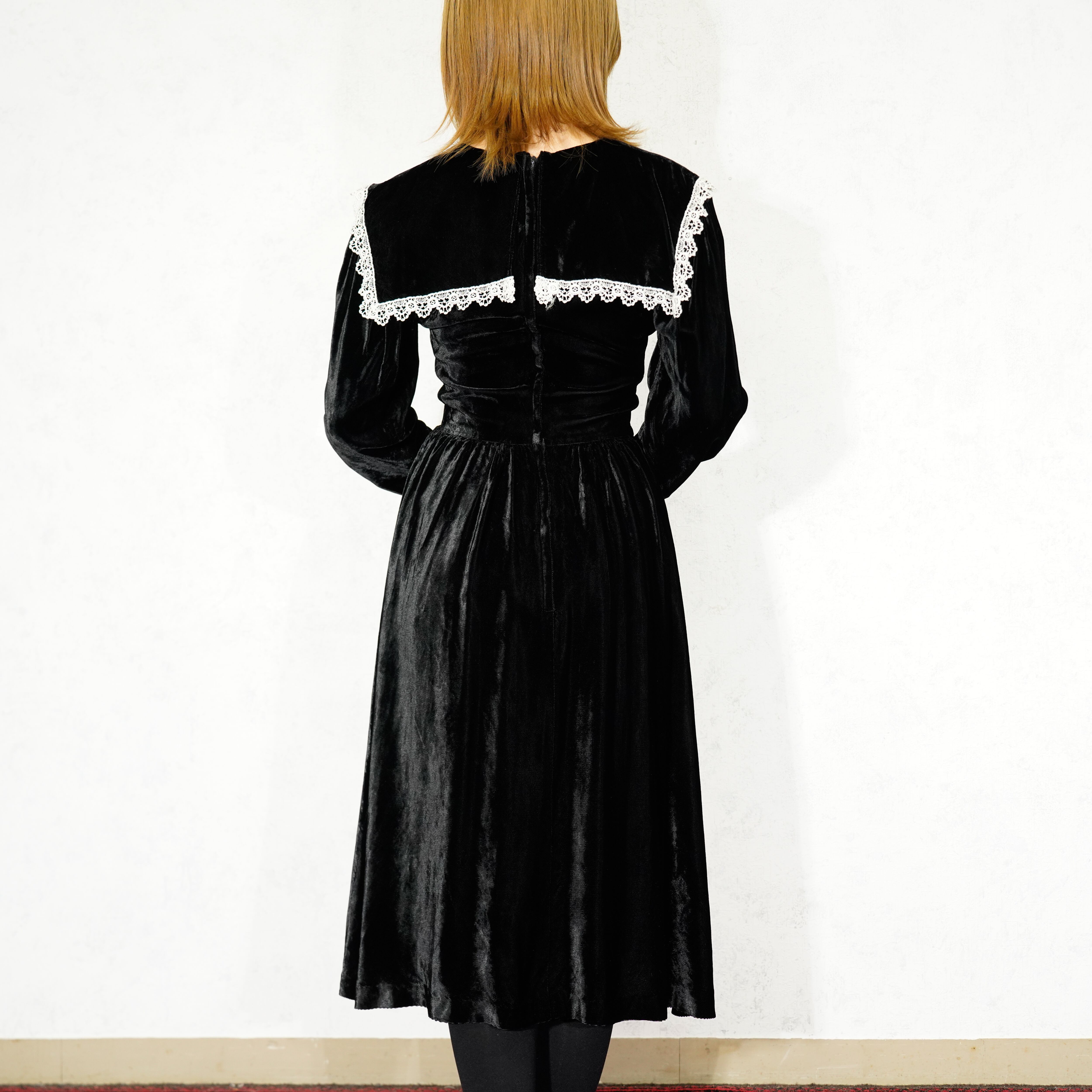 SPECIAL ITEM* USA VINTAGE GUNNE SAX BIG LACE COLLAR DESIGN VELOUR 