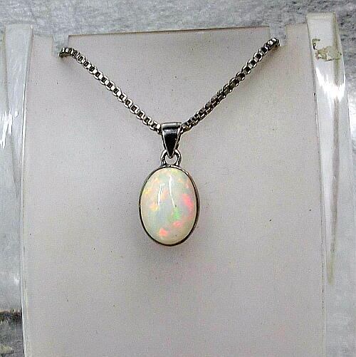 アクセサリー 天然ホワイトオパール ペンダントトップ 無垢 Silver925 新品