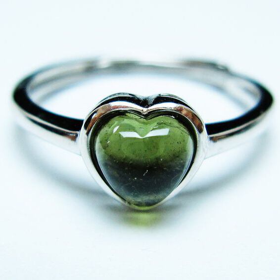 モルダバイト リング 指輪 ハート 12号 フリーサイズ 一点物 メール便可 [M便 1/20] 199-461