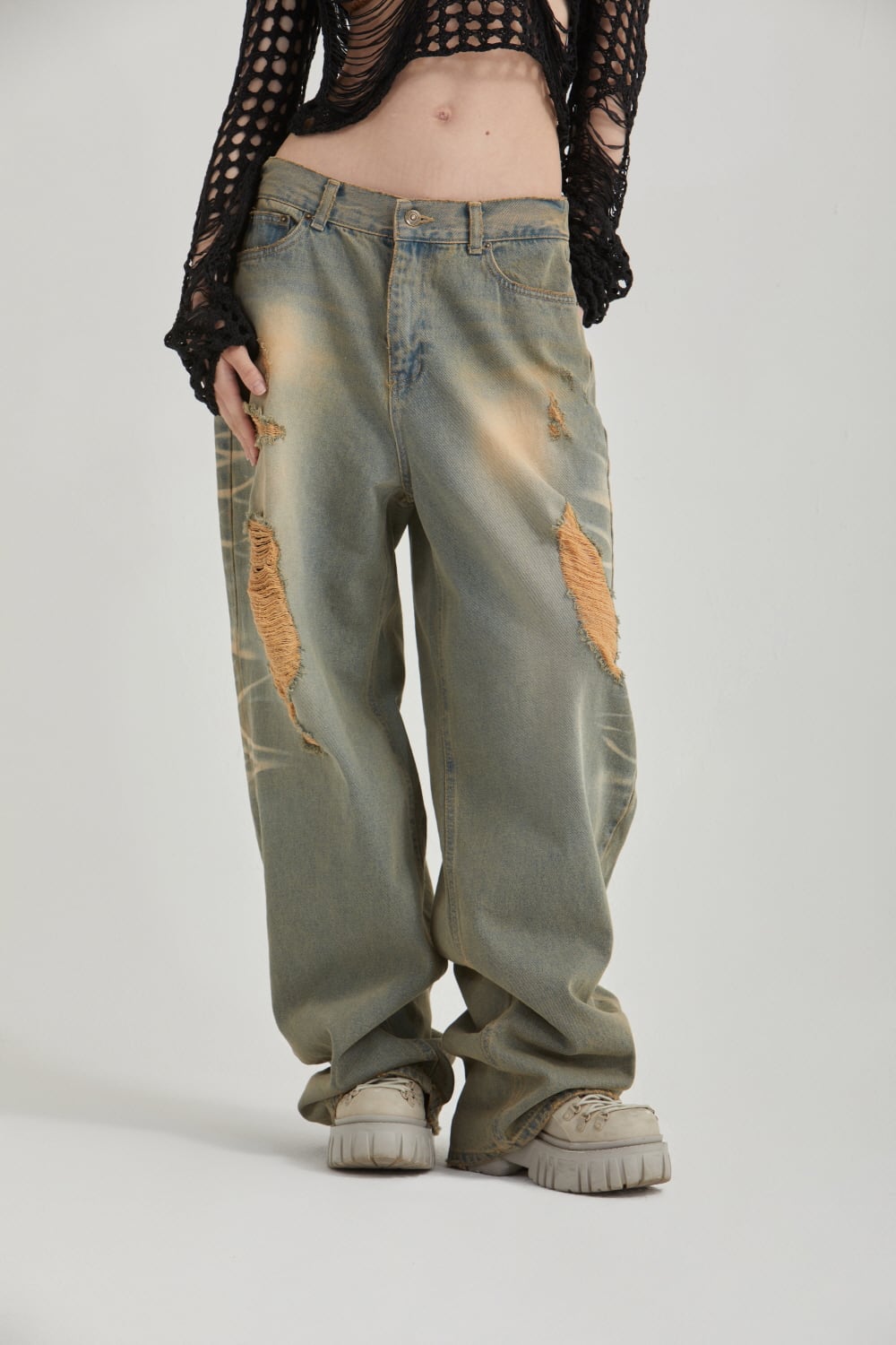 LE SSERAFIM チェウォン 着用【GATELESS】BAD DENIM ☆LE SSERAFIM チェウォン 着用!!【GATELESS】BAD DENIM | もごつ