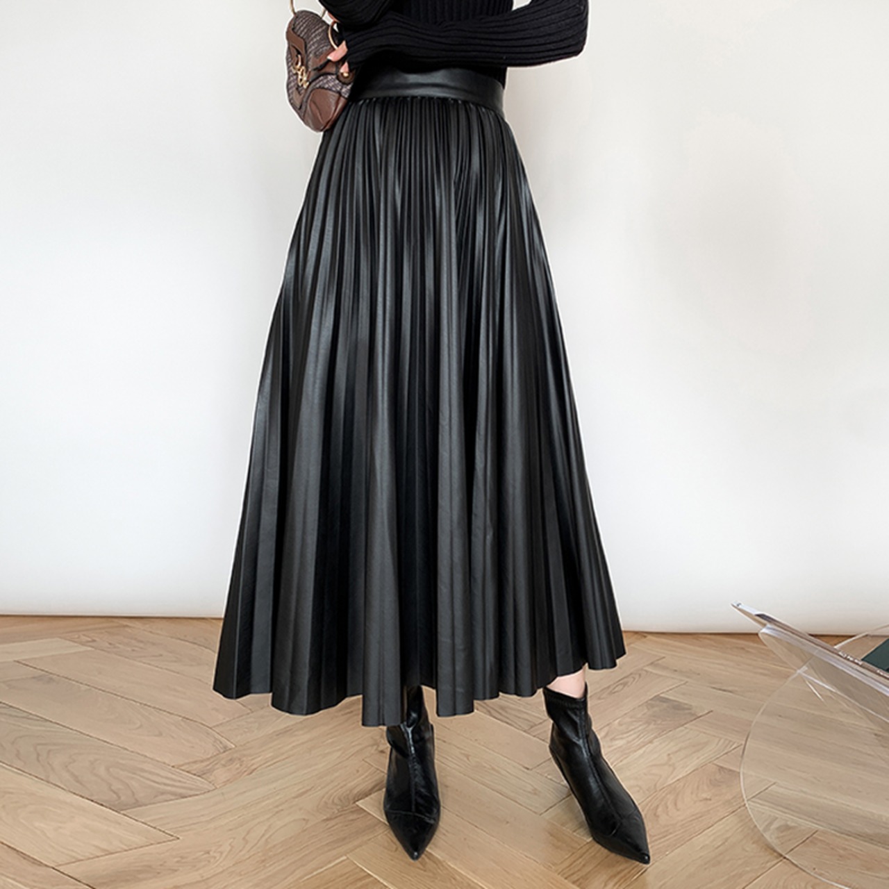 Aラインレザープリーツスカート W01005