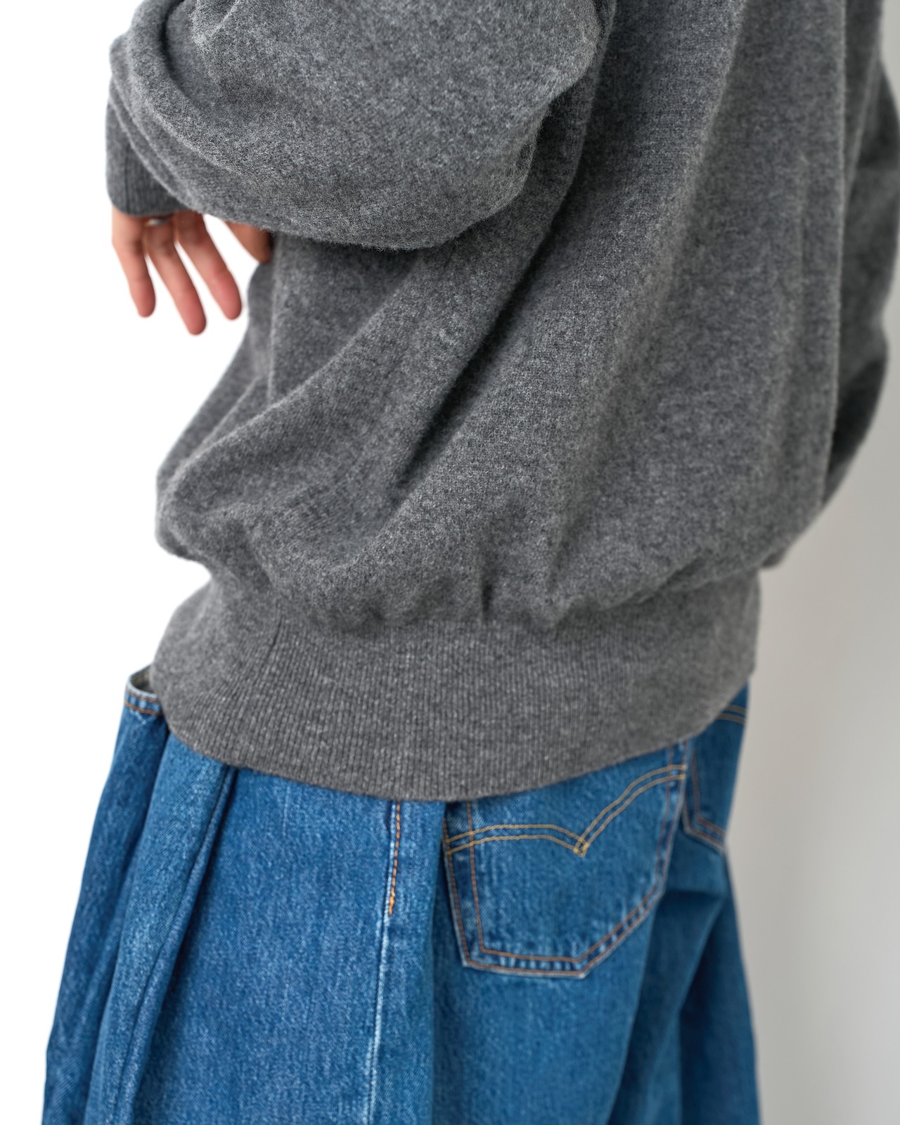 ssstein "EXTRA FINE WOOL KNIT TURTLE NECK LS〔GREY〕"