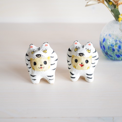 ニャン山　干支カブリモノ シーサー 寅　白