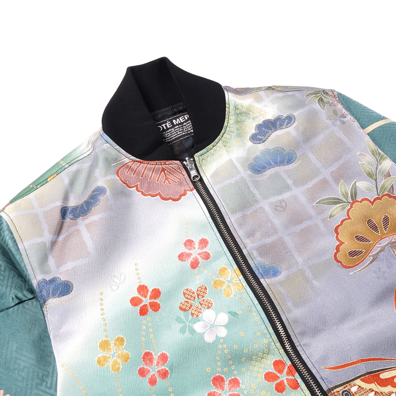 KIMONO REVERSIBLE BOMBER JACKET