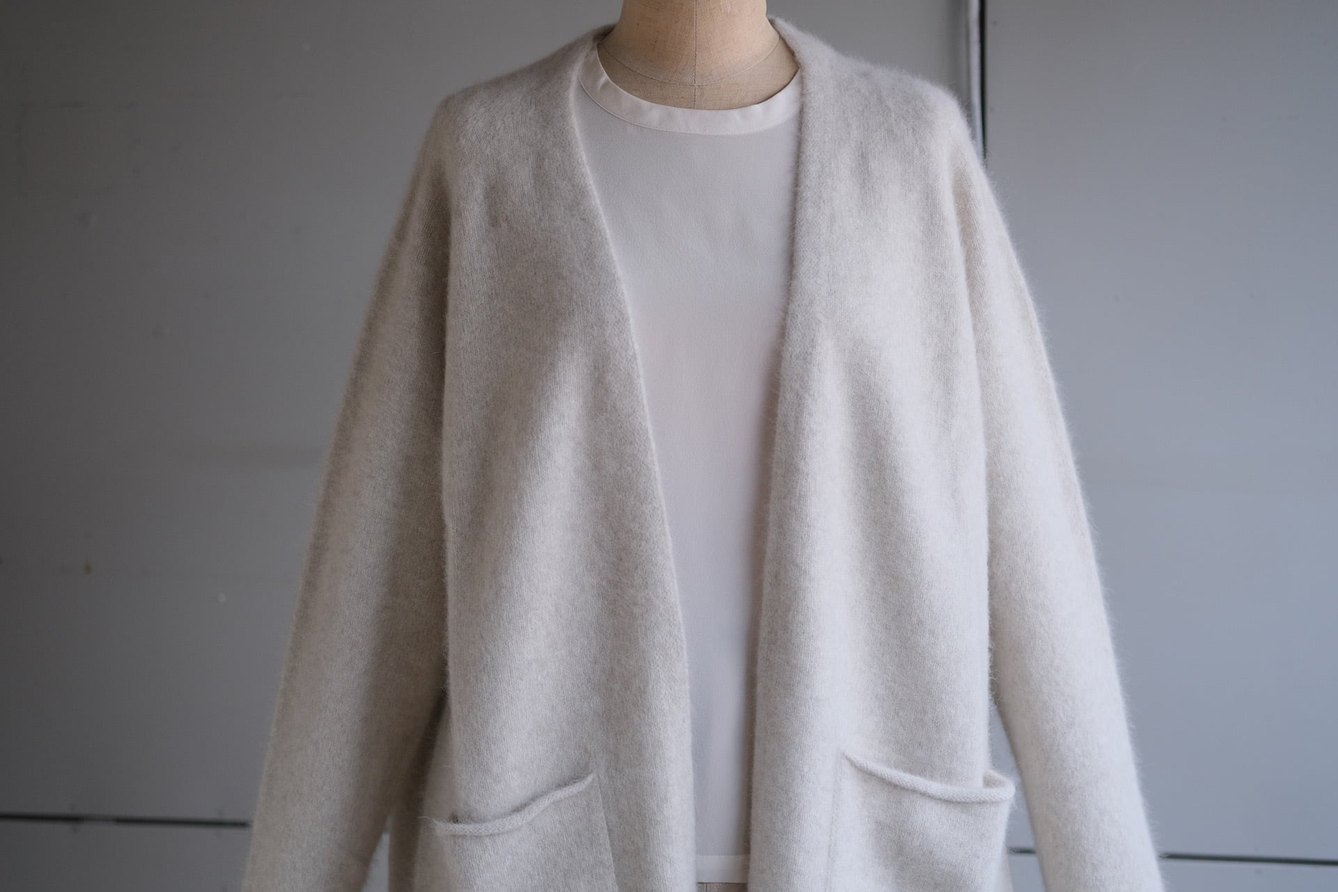 ANSPINNEN/フォクス ボタンレスロングカーディガン