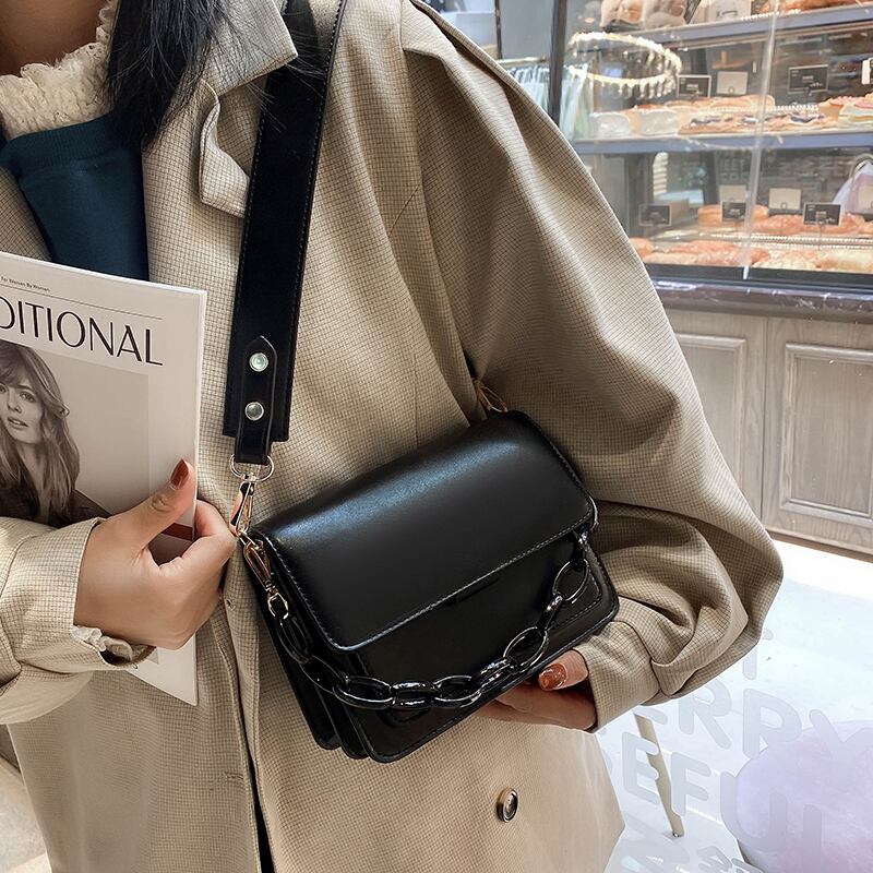 レッドオータムウィンターショルダーバッグ 秋物 冬物 メッセンジャーバッグ Tiancai_Wing_Bag98782690362