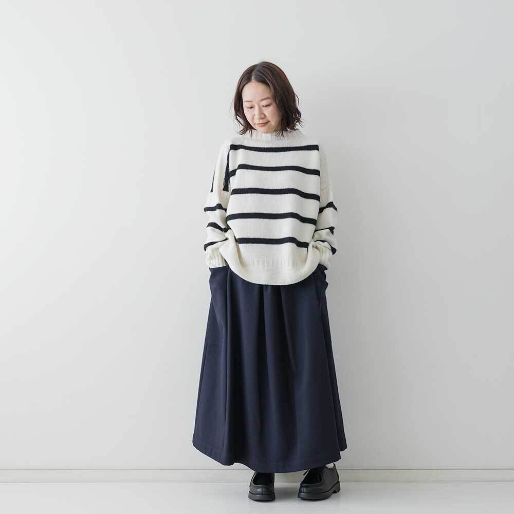 nicholson & nicholson ウールビッグポケットタックスカート