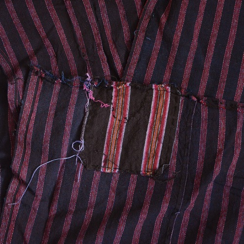 襤褸古布藍染木綿つぎはぎ端切れジャパンヴィンテージファブリックテキスタイルリメイク素材 | boro fabric indigo cotton stripe japan vintage old cloth dec3