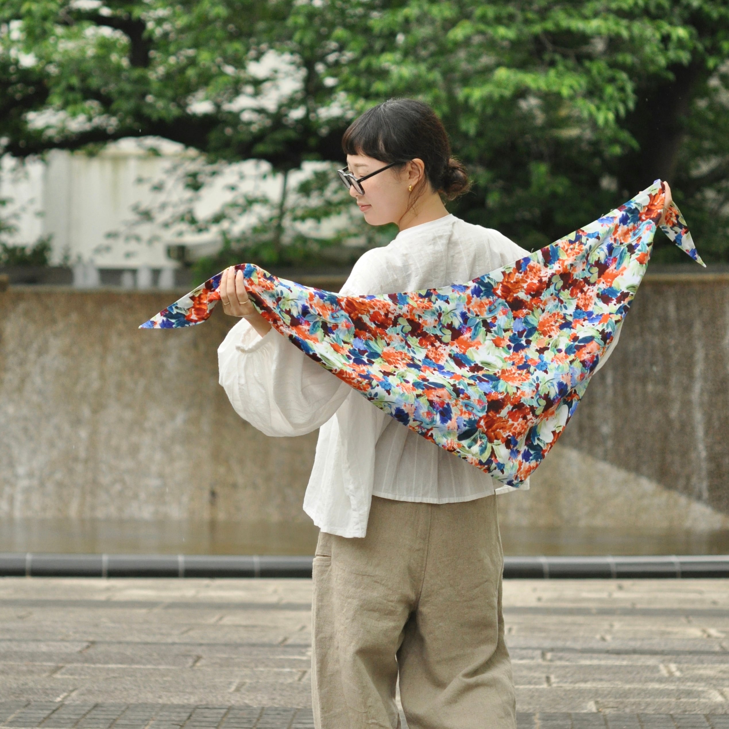 veritecoeur printed scarf