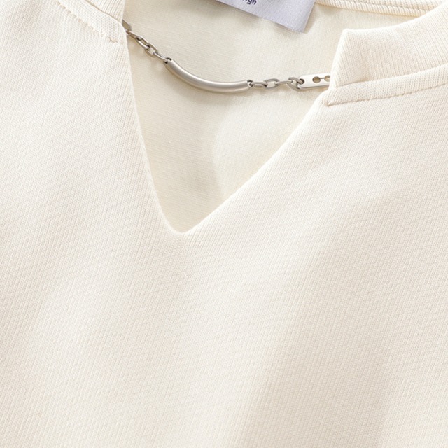 chain v-neck sweatshirt L0046