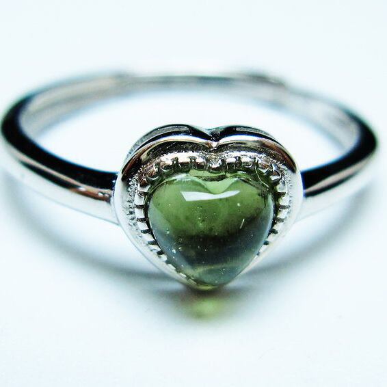 モルダバイト リング 指輪 ハート 15号 フリーサイズ 一点物 メール便可 [M便 1/20] 199-440