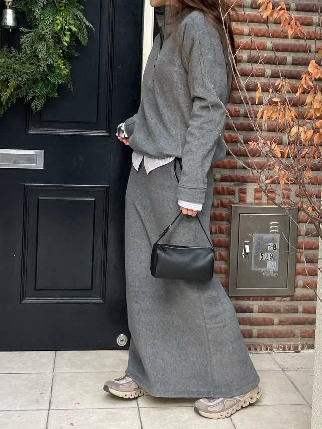 (予約) HAUS / Roa fleece skirt 2color