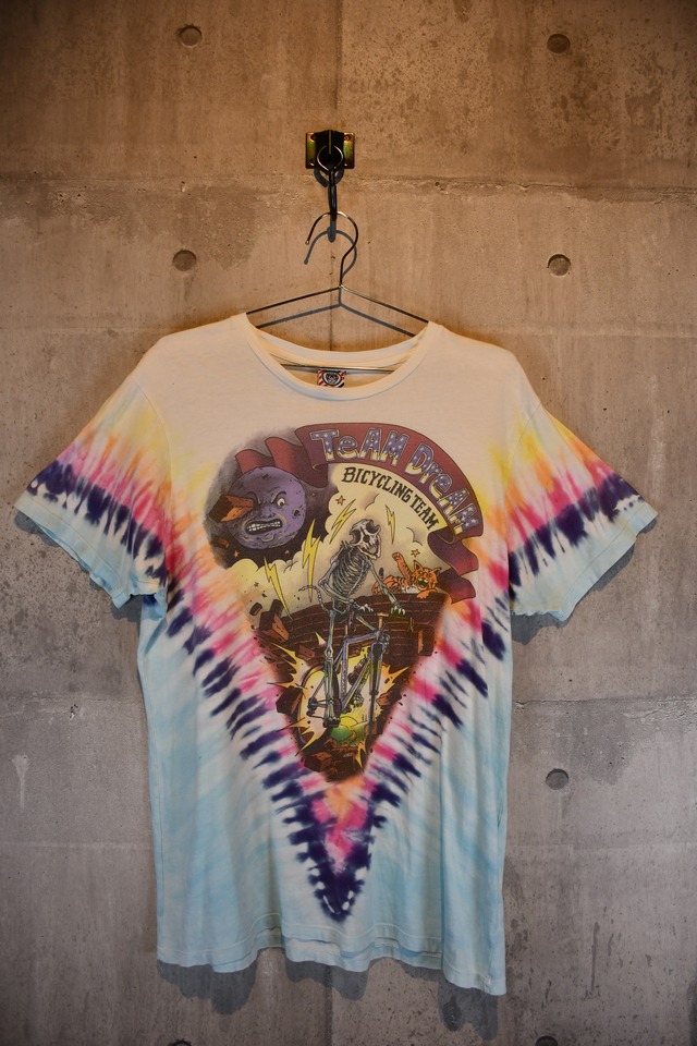 Team Dream Bicycling Team Tie-Dye Skull Print Graphic T-Shirt (MADE IN USA)