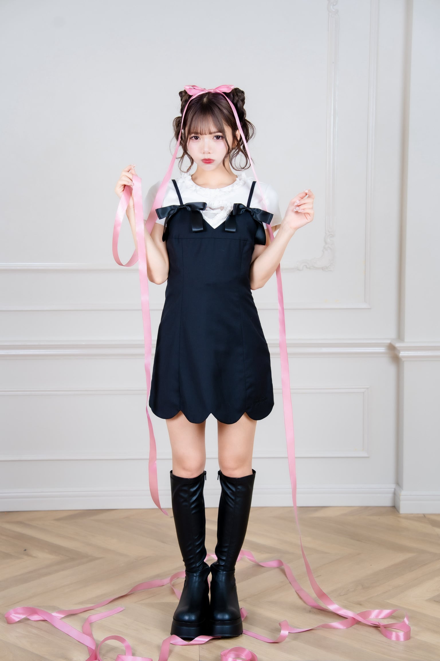 Charming Ribbon Scallop Dress