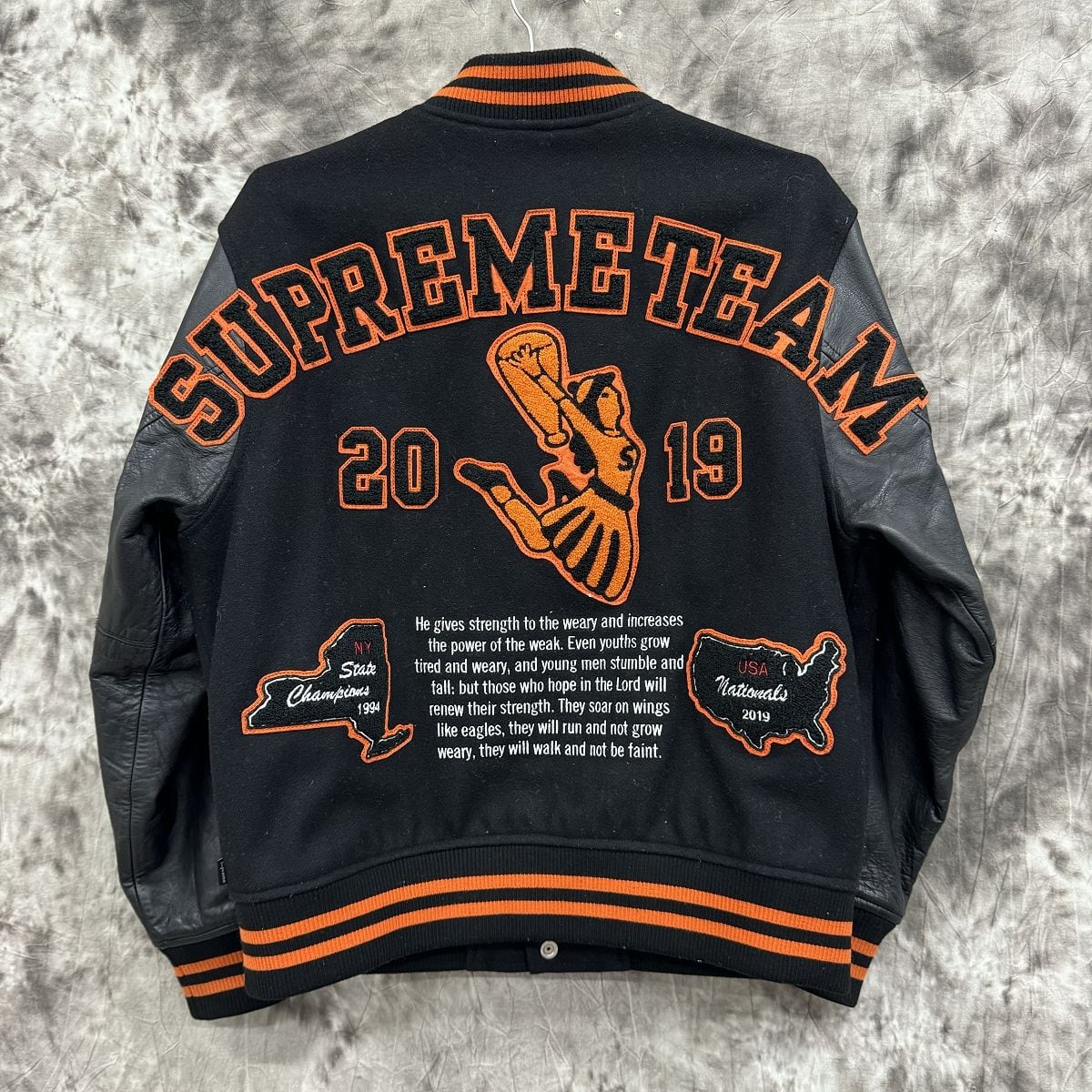 着用回数時間10回程度ですsupreme 19AW Team Varsity Jacket オレンジ　S