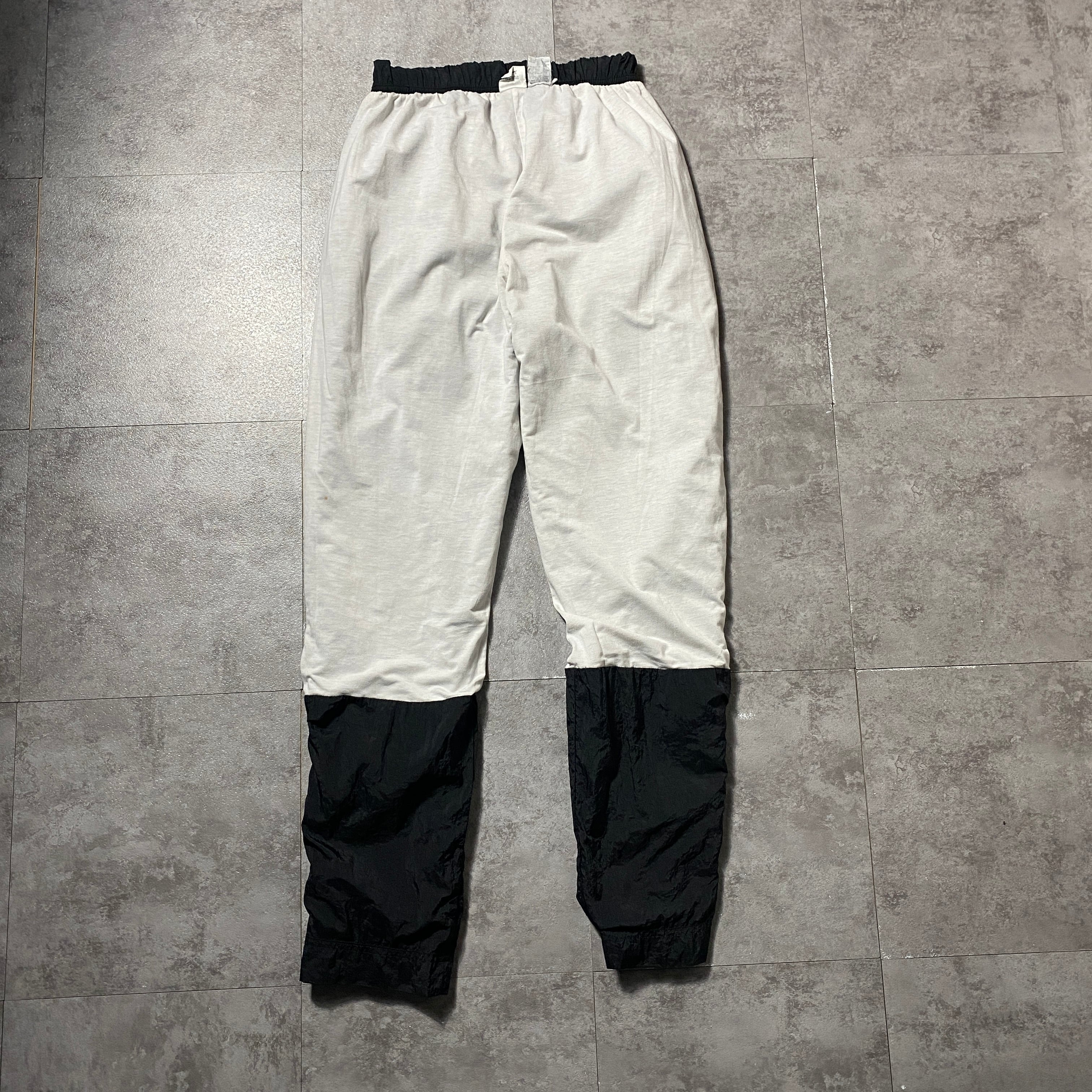 90's NIKE ナイキ 銀タグ 無地 ブラック 黒 ナイロン トラックパンツ