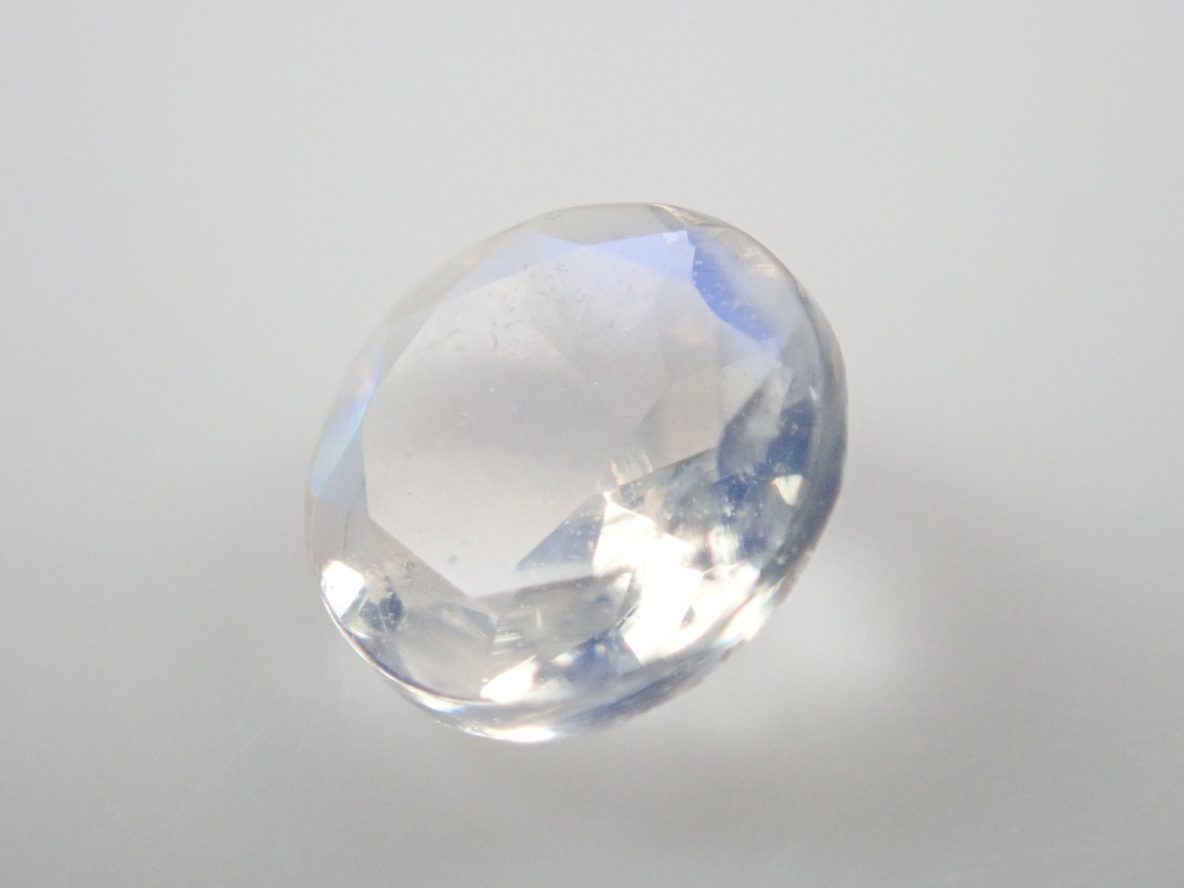 ロイヤルブルームーンストーン 0.209ct | Gem Shop Urcaguary ロイヤルブルームーンストーン 0.209ct | Gem Shop Urcaguary