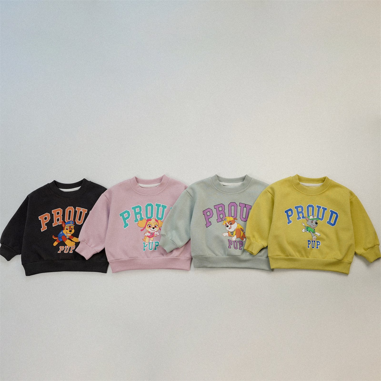 【BABY&KID】カートゥーント英字柄トレーナー