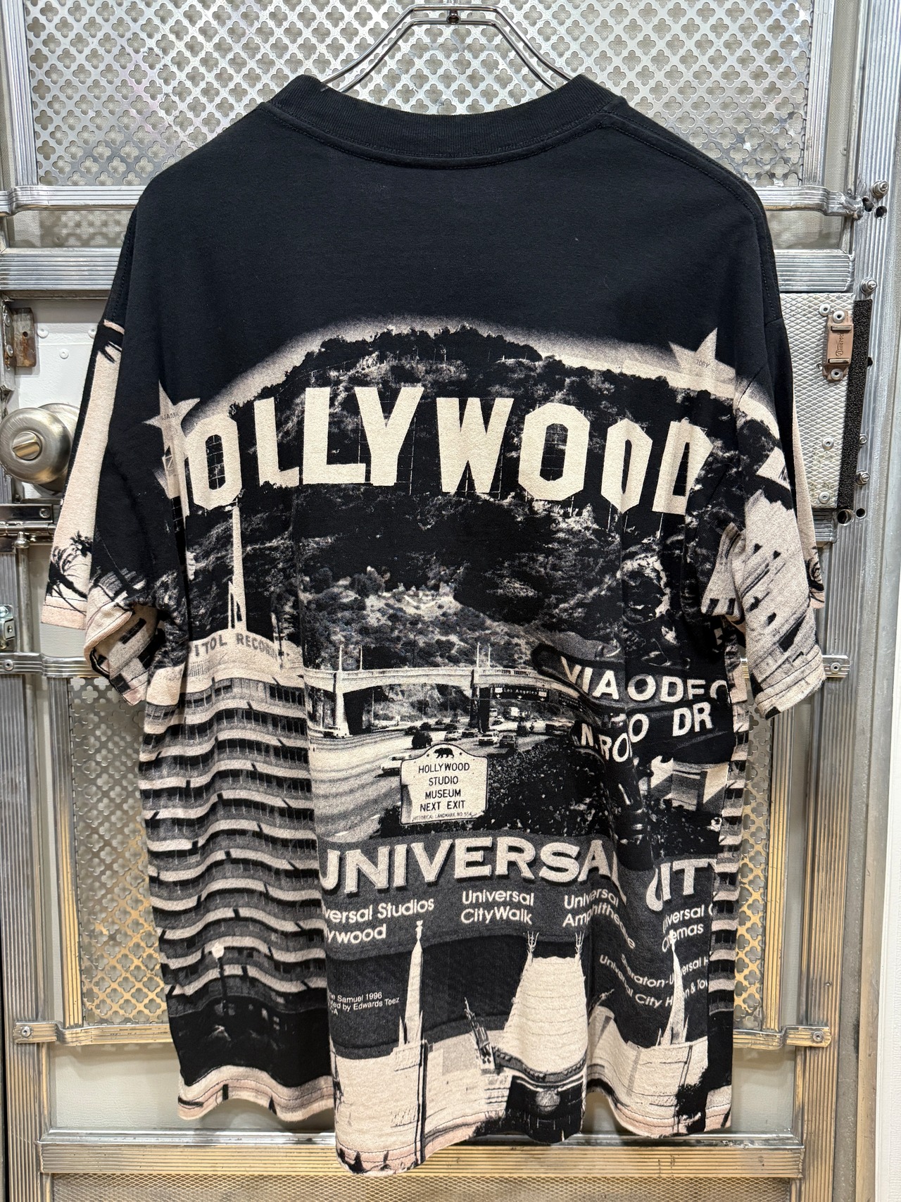 90s Hollywood Universal Studios All Over Print・画像2