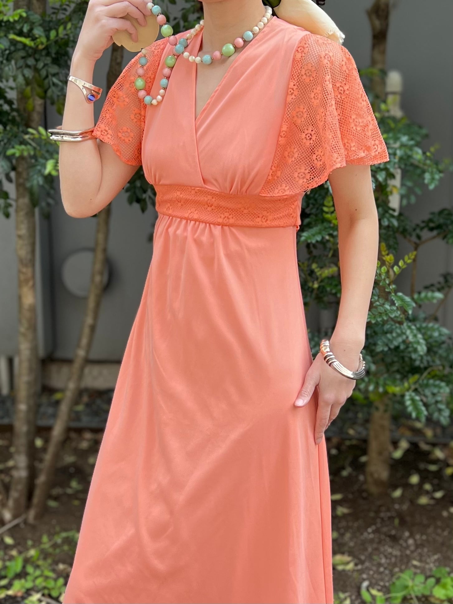 70s salmon pink × floral mesh poly dress ( ヴィンテージ サーモンピンク × 花柄 メッシュ ポリ ワンピース )