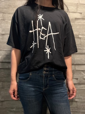 hea ユニバースロゴ　Tシャツ