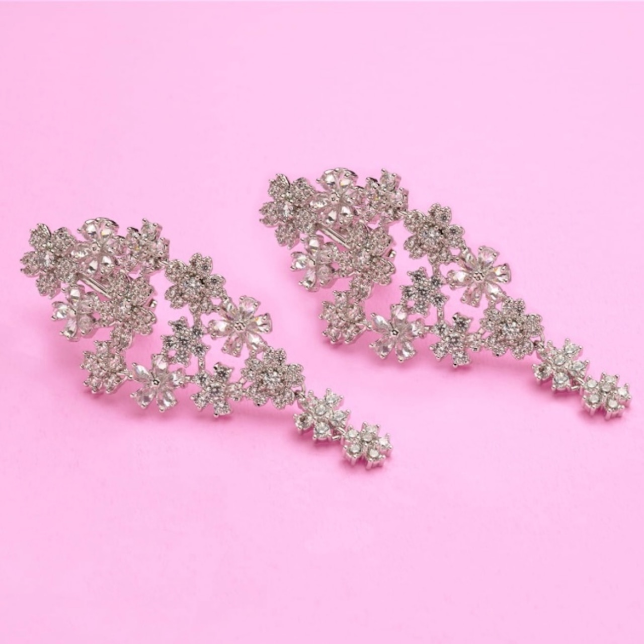 ボヌールブーケ ( ピアス / イヤリング ) シルバー