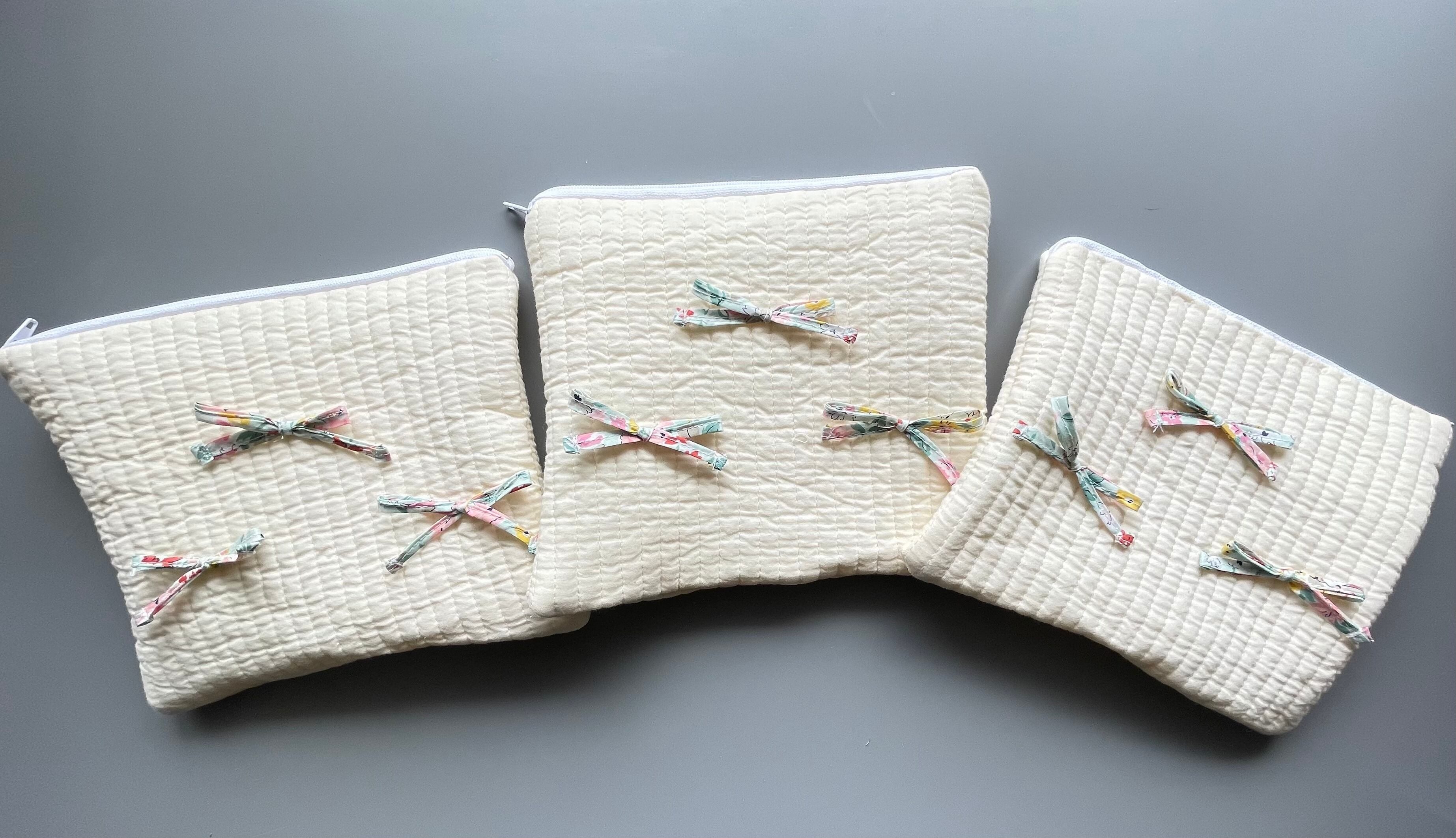 リバティ【3つ】のリボンポーチ 化粧ポーチ なんでも入る