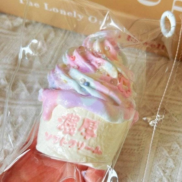 クリーミースクイーズ 濃厚ソフトクリーム パステル squishy シリコン