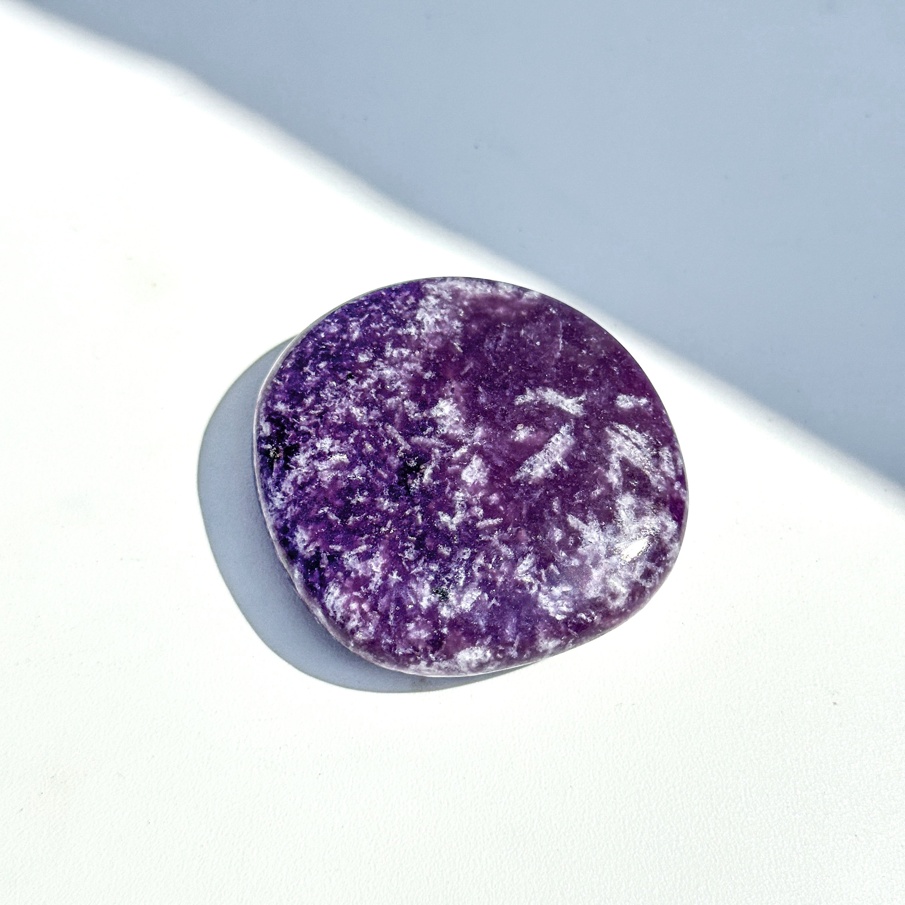 レピドライト パームストーン 63◇ Lepidolite palm stone ◇天然石・鉱物・パワーストーン・インテリア