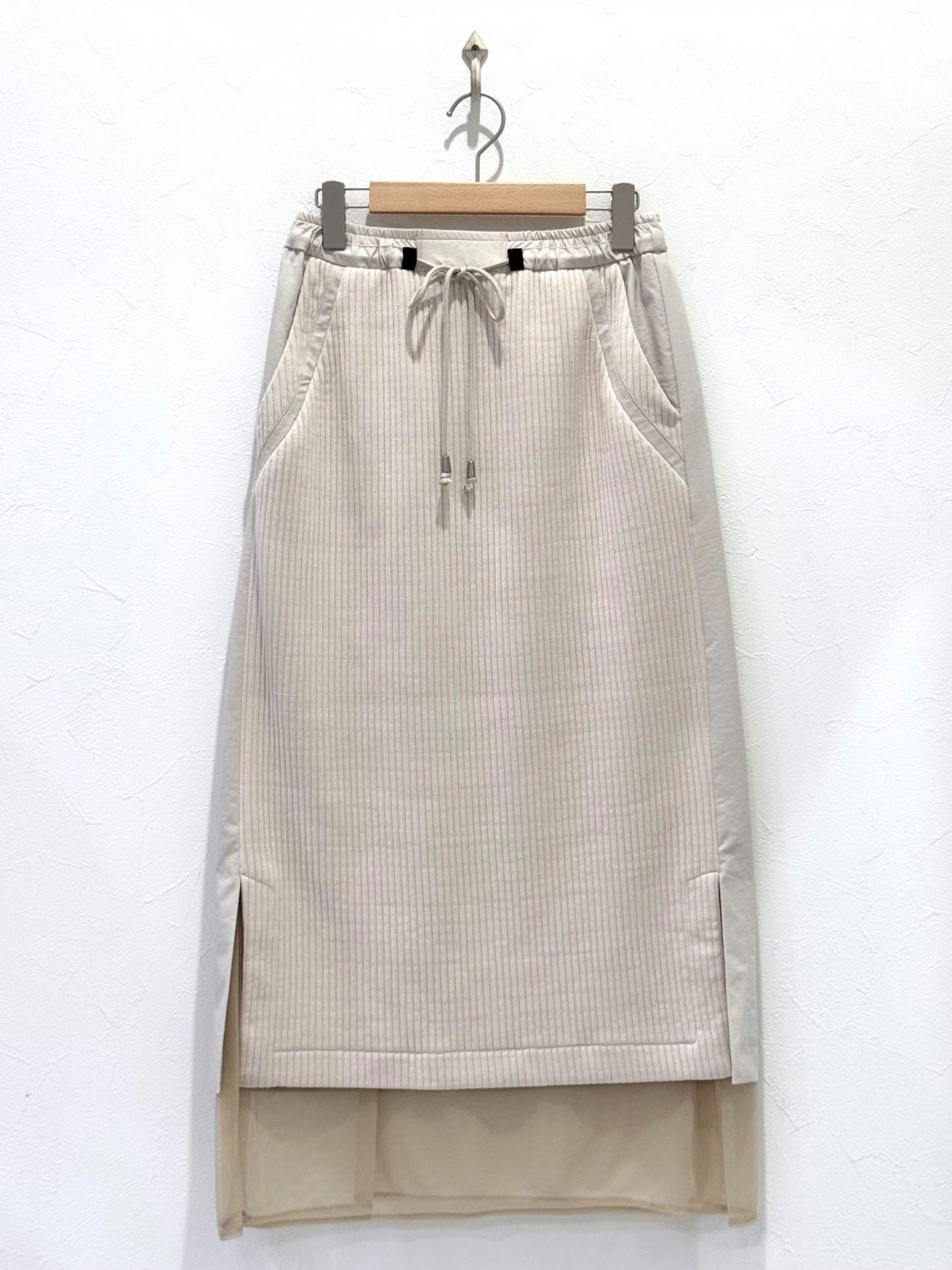 シアーヘムコーデュロイスカート