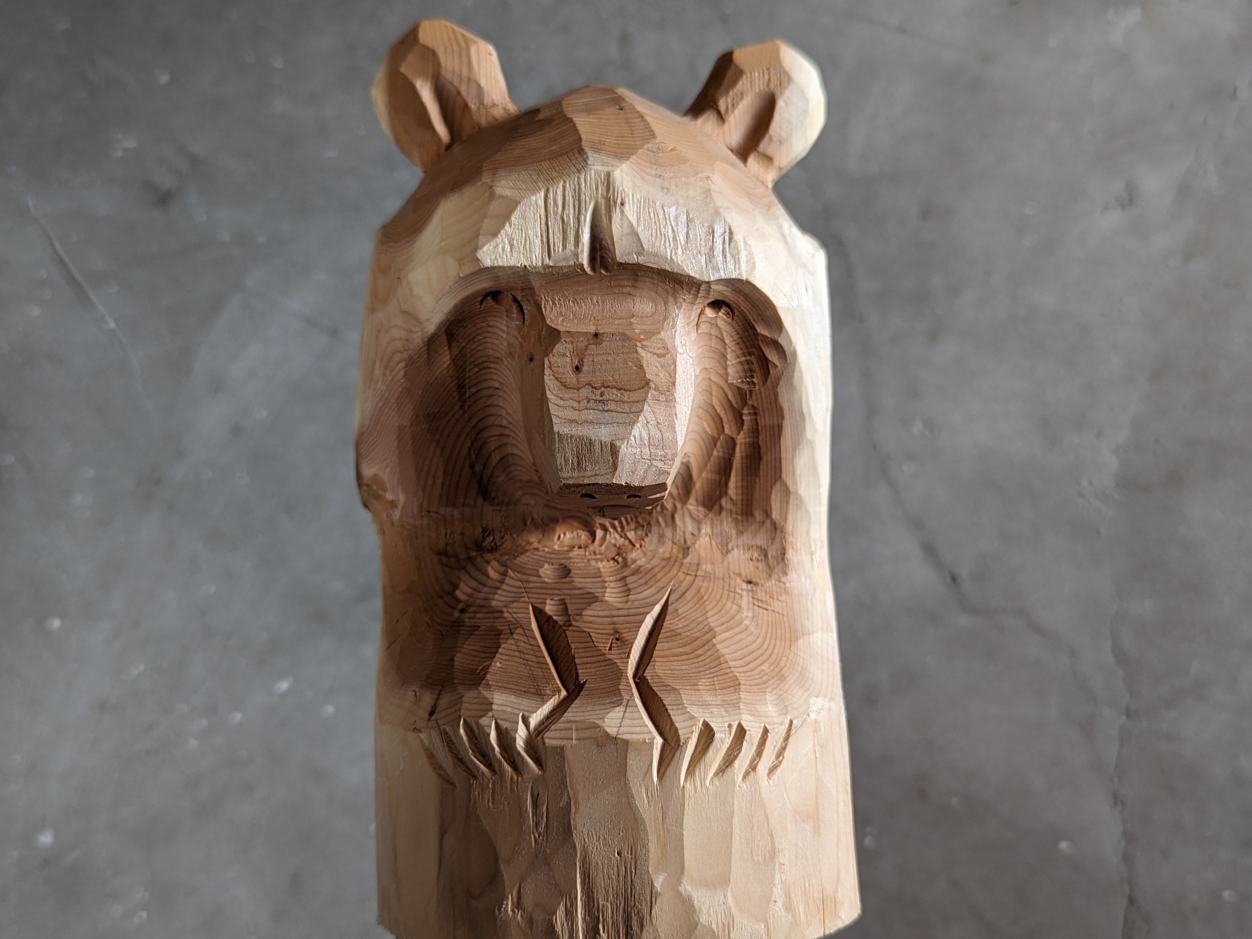 佐藤憲治 熊マスク ＃1「ひょっこり」 | 木彫りの熊 | inoya | Basic