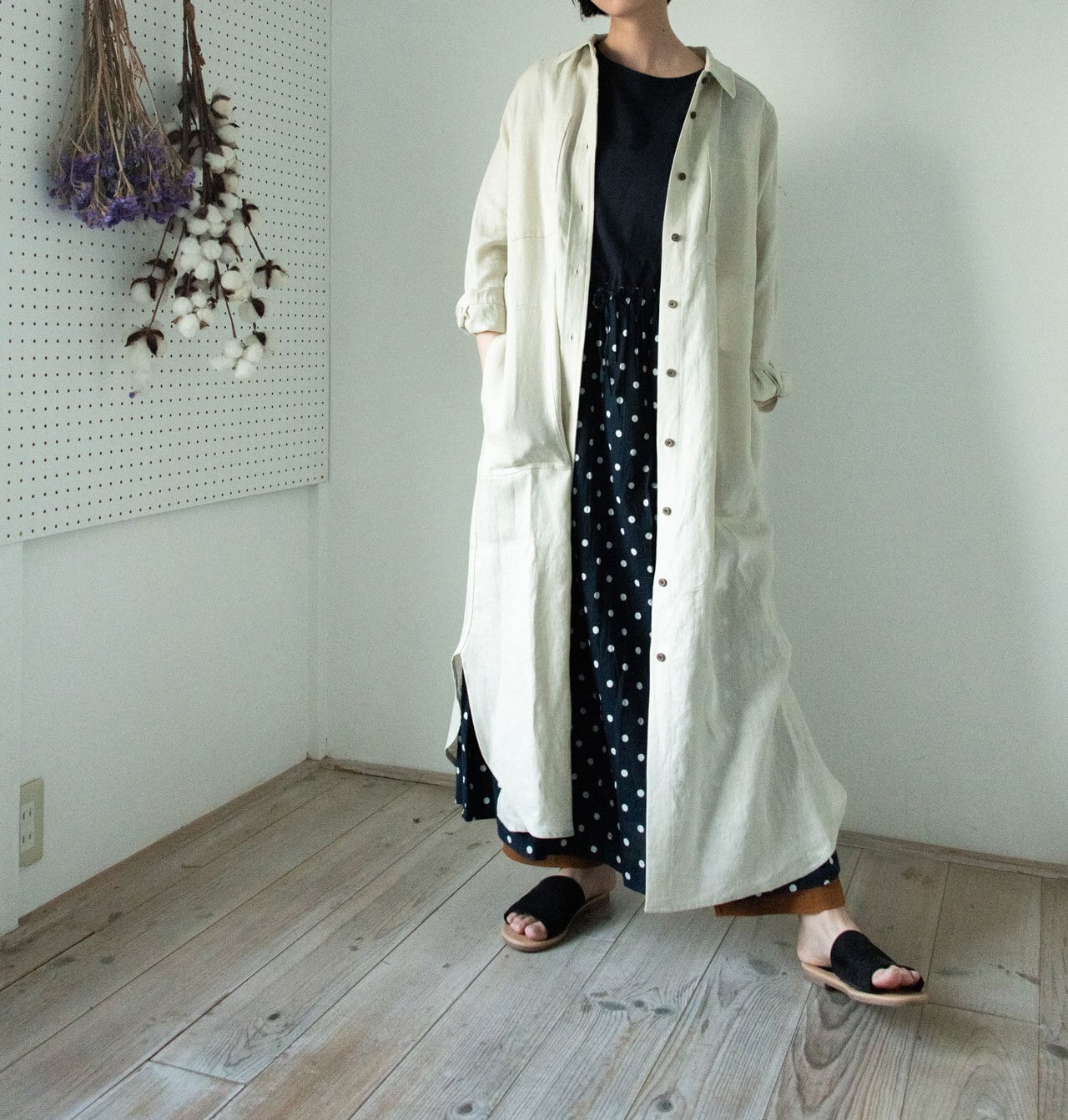 ハンサムロングシャツワンピ_ナチュラル