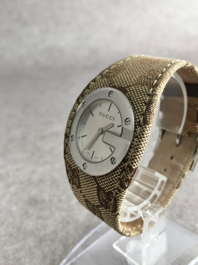 GUCCI グッチ GG 腕時計 ブラウン Gモチーフ キャンバス クウォーツ vintage ヴィンテージ オールド nehfxw