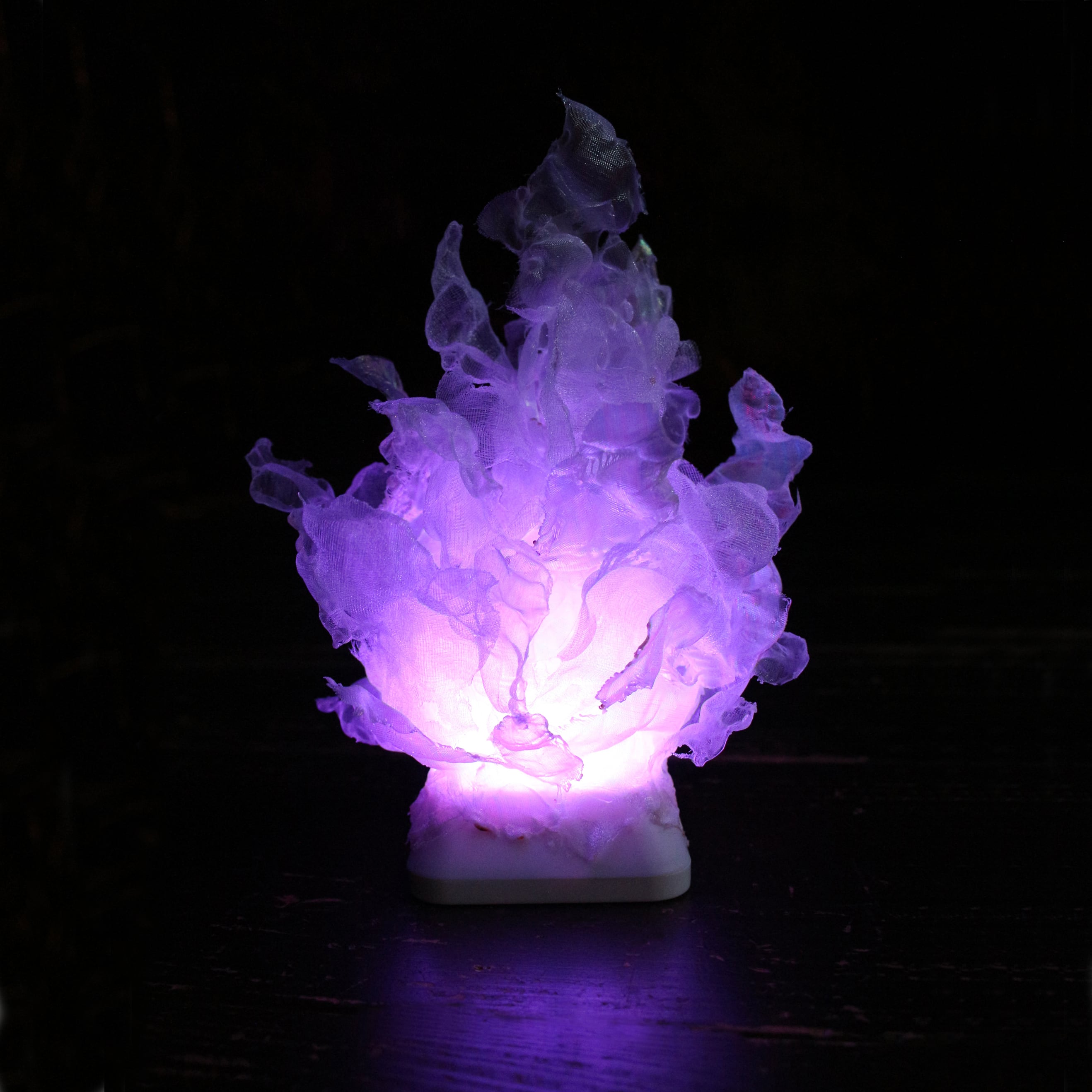 ホワイト 白い炎｜オーガンジー生地のイルミネーションランプシェード