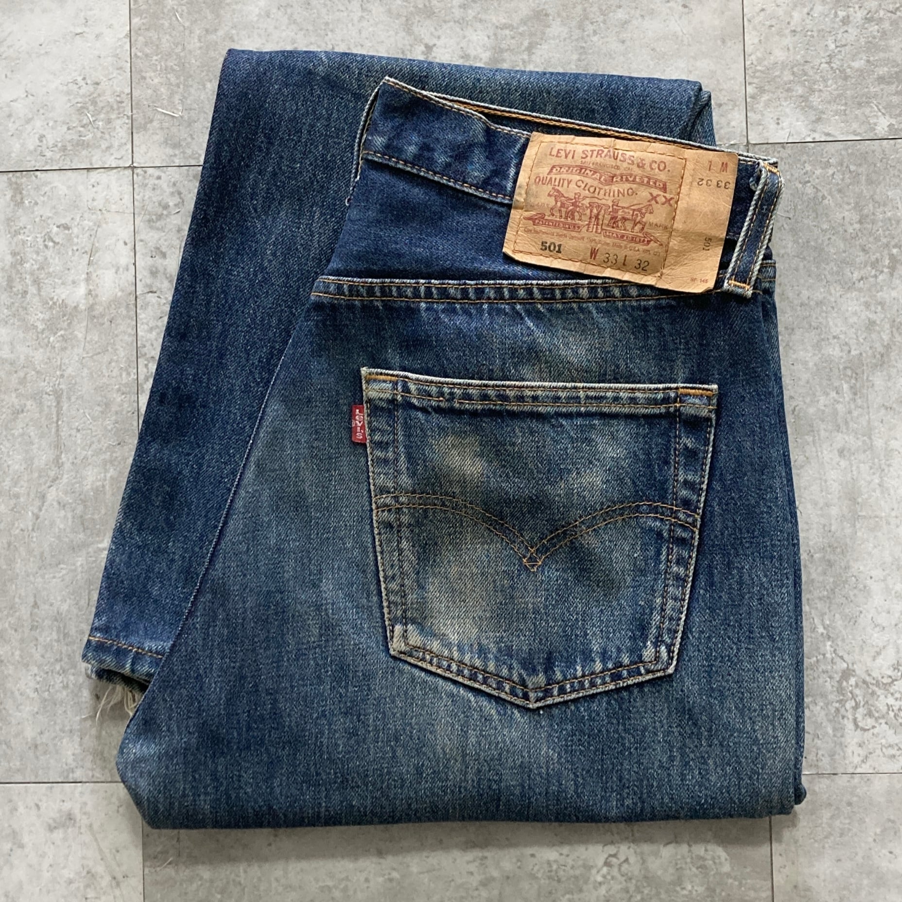 W33 L32】00's US.Levis 501 リーバイス サンベニート工場(553) ボタン